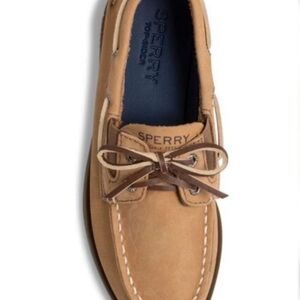 LIKE NEW SPERRY TOP-SIDER BIG KID'S AUTHENTIC ORIGINAL SLIP-ON
BOAT SHOE